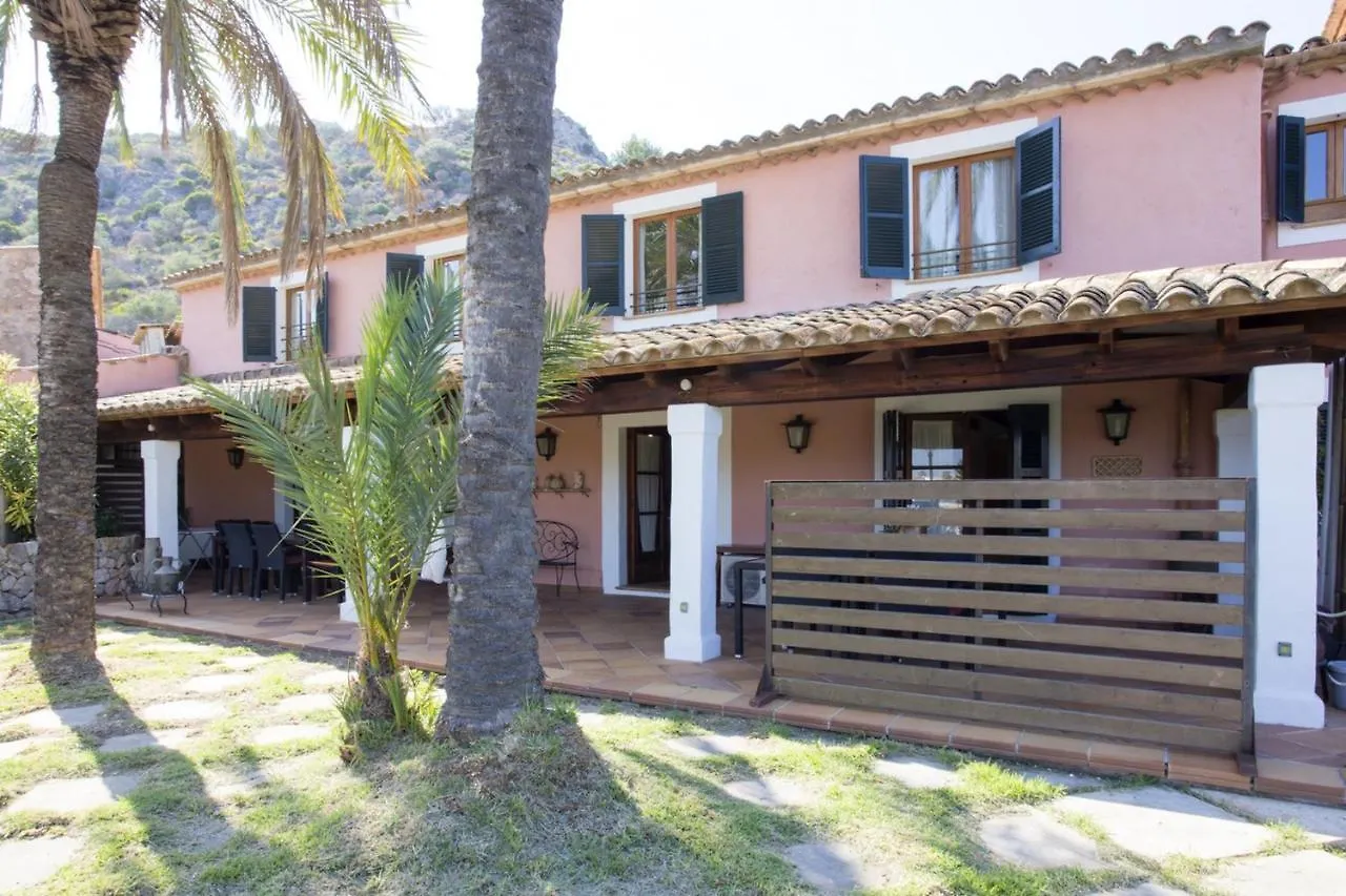 Spacious Apartment In Pollenca With Pool And Mountain View
